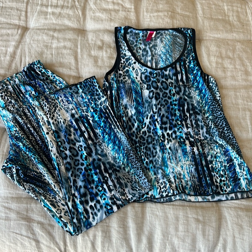 COLADA THREE PIECE SET (pictures 1 & 2)